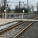 Almanya'da kamu çalışanlarının grevi toplu taşıma ulaşımını aksattı