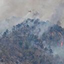 Thaïlande: les pompiers luttent contre un important feu de forêt