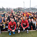 Galatasaraylı futbolculardan bağış amaçlı futbol turnuvasına destek