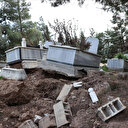 Nurdağı'nda fay hattının yakınındaki mezarlık bu hale geldi