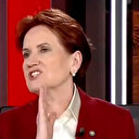 Merak Akşener yüzünün asık olmasını "Yüzüme ışık geldi" diye yorumladı