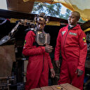 Kenya: deux innovateurs transforment les déchets électroniques en prothèse bionique