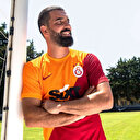 Arda Turan depremzedeler için sahaya çıkacak