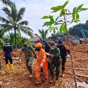 Indonésie: au moins 30 morts dans un glissement de terrain, selon un nouveau décompte