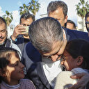 Fahrettin Koca İskenderun'da depremzedeleri ziyaret etti