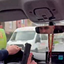 İstanbul’da pes dedirten görüntü: Aracından çıkardığı silahla havaya mermi yağdırdı