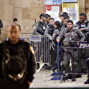 Al-Aqsa: Les forces israéliennes empêchent les fidèles d'entrer pour la prière du matin