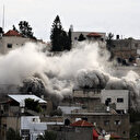 L'armée israélienne blesse 5 Palestiniens et assiège des maisons dans le camp de Jénine