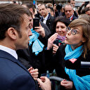 France: Trois manifestants seront jugés pour insultes et doigt d'honneur à Macron en Alsace