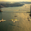 Les forces aériennes turques paradent au-dessus du Bosphore