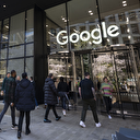 Google çalışanları Londra'da işten çıkarmaları protesto etti