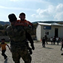 Mehmetçik çocuklarla maç yaptı