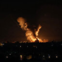 İşgalci İsrail Gazze’ye saldırmaya başladı