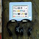 Le monde des livres audio chamboulé par l'intelligence artificielle, les narrateurs inquiets