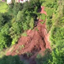 Trabzon'daki heyelan anı anbean kameraya yansıdı