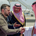Zelensky arrive à Djeddah pour assister au sommet arabe