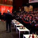 Kılıçdaroğlu'nun terörle itham ettiği Zekeriya Yapıcıoğlu'nu alkışladığı anlar gündem oldu