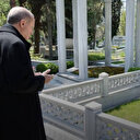 Cumhurbaşkanı Erdoğan anne ve babasının kabirlerini ziyaret etti