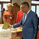 Cumhurbaşkanı Yardımcısı Fuat Oktay Ankara'da oy kullandı