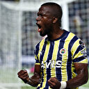 Valencia Alex'i geçti