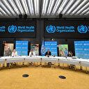 Covid: l'OMS discute du maintien ou non du niveau d'alerte maximal