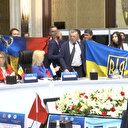 Une bagarre éclate en plein sommet de la mer Noire