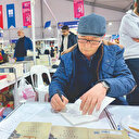 Mehmet Şeker yeni kitabını imzaladı