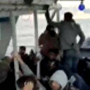 İstanbul'da kaçak göçmen operasyonu: Tekneleri batmak üzereyken kurtarıldılar