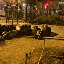 Des migrants se sont installés face au Louvre à Paris