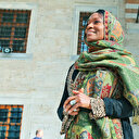 İyi kalpli insanların yanındayım