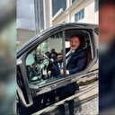 Devir teslim töreninin ardından aracıyla bakanlıktan ayrılan Mustafa Varank: Bir Togg olmasa da bu da yerli
