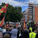 Stockholm'de polis korumasında PKK yürüyüşü
