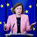 Bruxelles demande aux plateformes d'identifier les contenus générés par l'intelligence artificielle