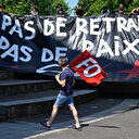 France / Réforme des retraites: des manifestants envahissent le siège des Jeux Olympiques Paris 2024