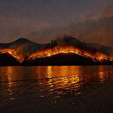 Orman yangınları Kanada ve ABD'yi çaresiz bıraktı