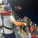 Çanakkale'de kaçak göçmen operasyonu: Lastik botta yakalandılar