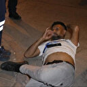 Adana'da silahlı saldırı sonrası ilginç görüntü: Kanlar içerisinde yerde yatarken sigara içti