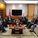 Bakan Bolat ile Bakan Yumaklı arasında tarım ve gıda görüşmesi: Vatandaşlarımızın ihtiyaçlarını karşılamak için çalışmalarımıza devam edeceğiz