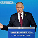 Poutine promet des céréales gratuites à six pays au sommet Russie-Afrique