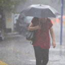 Meteoroloji'den 'sarı' alarm: 12 derece azalacak kuvvetli yağacak