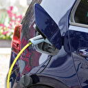 İlk yarıda elektrikli otomobil satışları katlandı