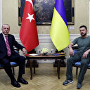 Zelensky en Türkiye à la veille du 500e jour de l'invasion russe de l'Ukraine