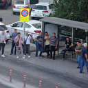 İzmir'de grevin ikinci günü: Duraklarda yoğunluk yaşanıyor