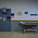 Grèce: des milliers de professionnels de la santé quittent le pays