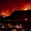 Espagne / Tenerife: un feu de forêt hors de contrôle, cinq villages évacués