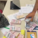 Bıçak parası tuzağı: Hastalarından para alan doktorun muayenehanesinden de para çıktı