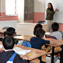 Yeni eğitim öğretim yılında okul kıyafetleri değiştirilmeyecek