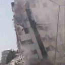 Sekiz katlı hastane ikinci denemede yerle bir oldu: O anlar kamerada