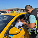 Fatih'te "Evraklarım eksik buradan kaçmaya çalışıyorum" diyen taksici trafikten men edildi 
