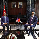 Hakan Fidan s’entretient avec son homologue malaisien Zambry Abdul Kadir